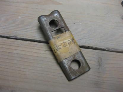 100208 Beugel motorkap