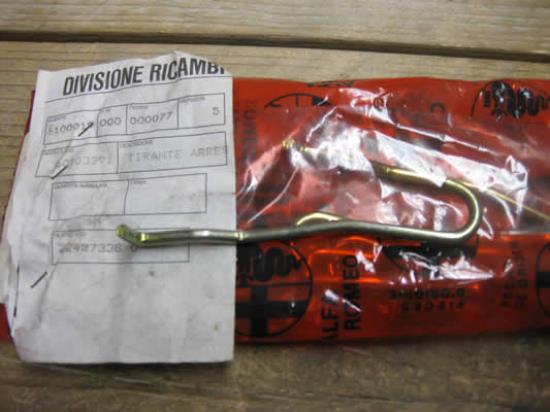 60503391 Stang deurslot links 98.5mm lang Alfa Romeo 33 907 905
