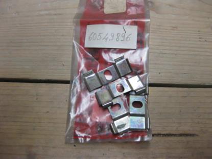 60549896 Veer klemstuk paravan Alfa Romeo 33 907