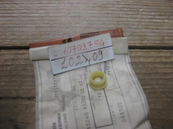 60709754 Bus remkrachtverdeler Alfa romeo 33 905 907