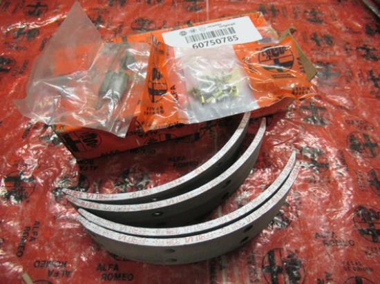 60750785 Remschoen set