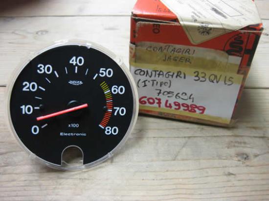 60749989 Toerenteller instrumentenpaneel Jaeger