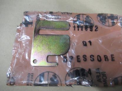 111892 Afstelshim scharnier portier