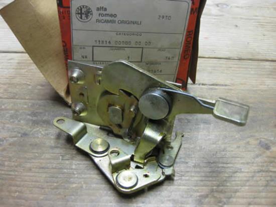 518160 Deurslot achterzijde rechts Alfa Romeo Alfasud