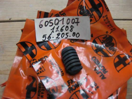 60501007 Motorkap rubber