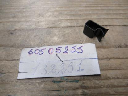 60505255 Veertje klem