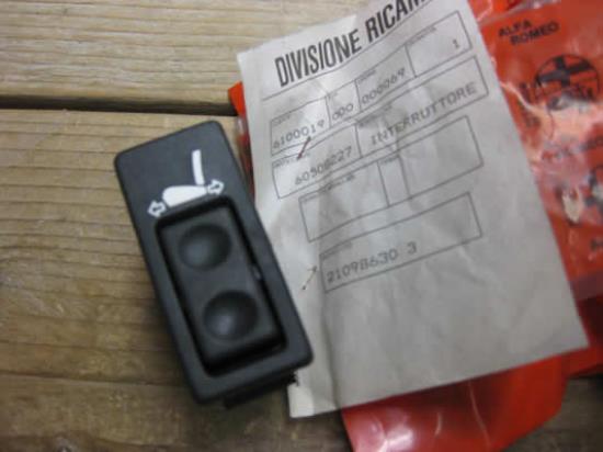 60508227 Schakelaar elektrische bediende stoelen Alfa Romeo 164