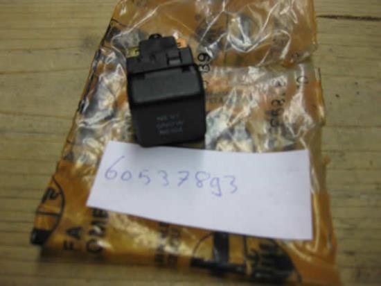 60537893 Schakelaar sneeuw Alfa Romeo 33 4x4 Permanent 4 sport