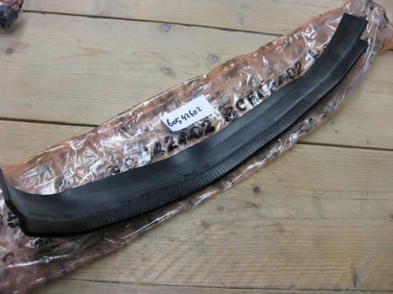 60542402 Profielrubber voorbumper