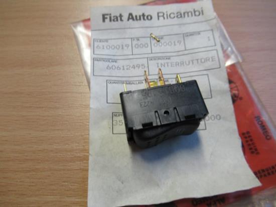 60612495 Schakelaar raambediening