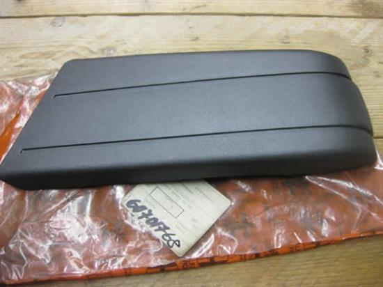 60701768 Hoekstuk bumperdeel links voorzijde