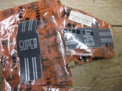 60718905 Sticker links