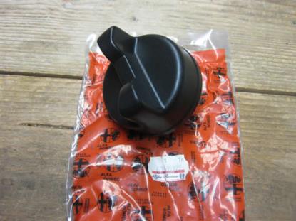 60805975 Tankdop niet afsluitbaar