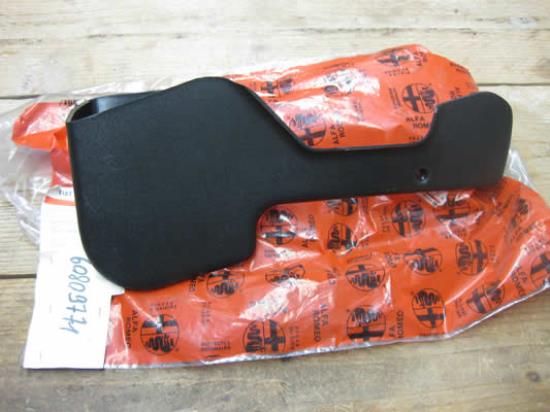 60809771 Sierstuk links voorstoel Alfa romeo 155 Fiat Tempra Lancia Dedra Delta