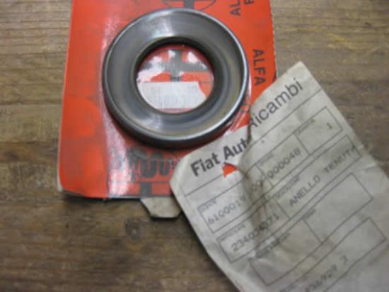 234034371 Keerring aandrijfas