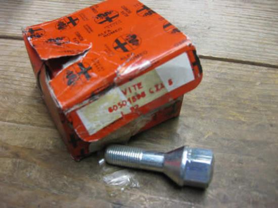 60501598 Wielbout Alfa Romeo 33 1988-1990 lichtmetalen velgen