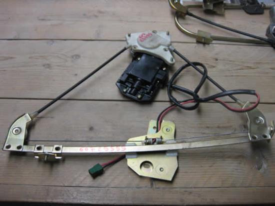 116957400501 Raammechanisme linkerzijde