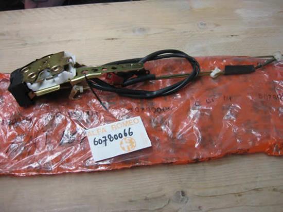 60780066 Deurslot voorzijde rechts Alfa Romeo 164