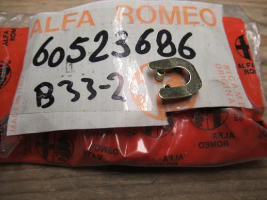 60523686 Veertje klem kachelklep Alfa Romeo 33 905 Alfasud