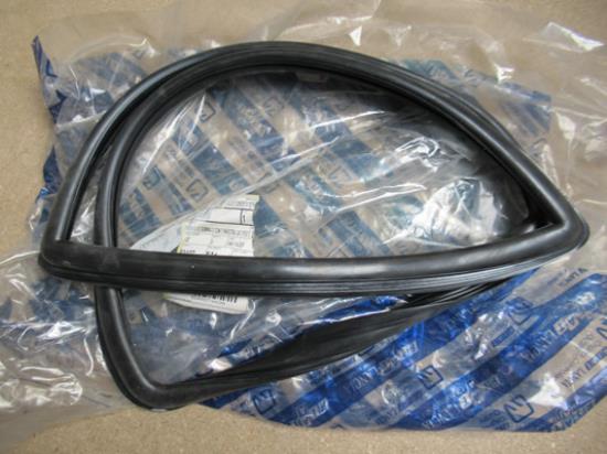 7634966 Profielrubber rechterzijde