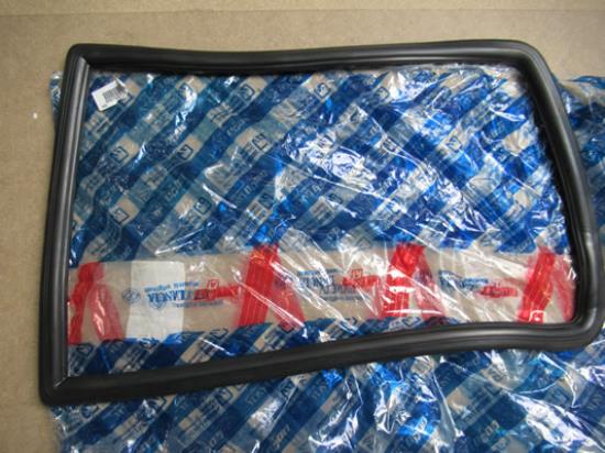 7634976 Profielrubber linkerzijde