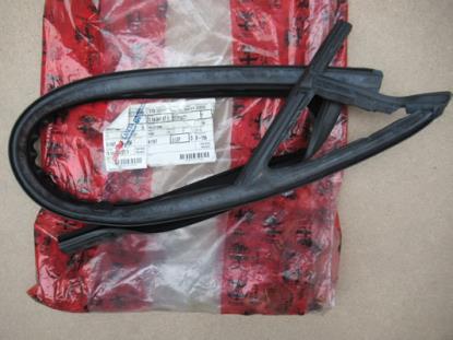 51713821 Profielrubber raam links Alfa Romeo 147