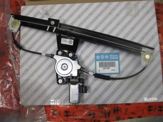 51718404 Raammechanisme linksvoor