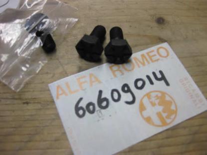 60609014 Bout differentieel Alfa Romeo RZ SZ 145 146 33 75 Spider 115-serie 116-serie