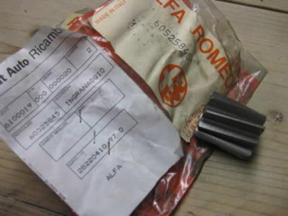 60525845 Tandwiel Alfa Romeo 33 905 907