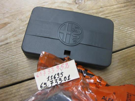 60733952 Afdekkap mistlamp Alfa Romeo Alfetta Giulietta 116-serie