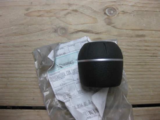 55348843 Pookknop zwart Alfa Romeo 159