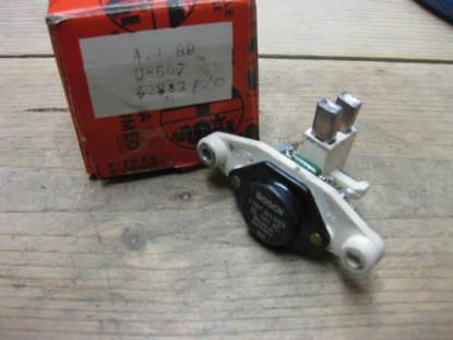 60743883 Spanningsregelaar Alfa Romeo 164