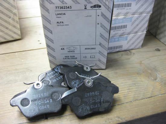 77362343 Remblokset achterzijde