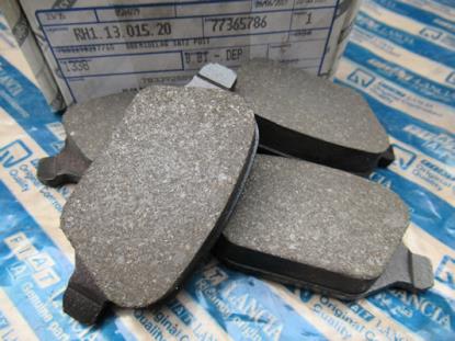 77365786 Remblokset achter