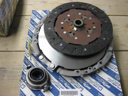 71719090 Koppelingset Kappa Coupe 166 2.4 JTD