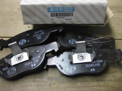 77362199 Remblok voorzijde