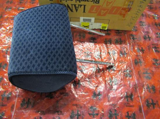 1481113498 Hoofdsteun voor achterbank