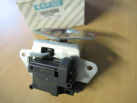 51829409 Slot achterzijde