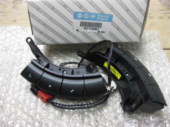 71748867 Stuurwielbediening Fiat Idea