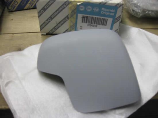 735480199 Spiegelkap rechts