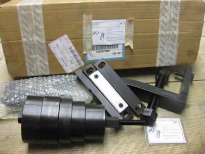 2000025800 Rear Axle Bush Extracting Tool Set for Fiat Bravo Punto Linea