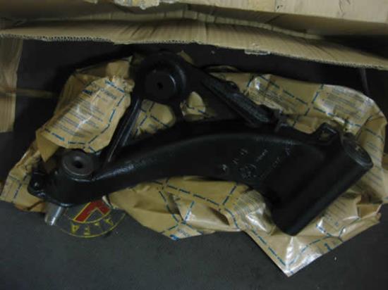 46460172 Draagarm rechtsachter