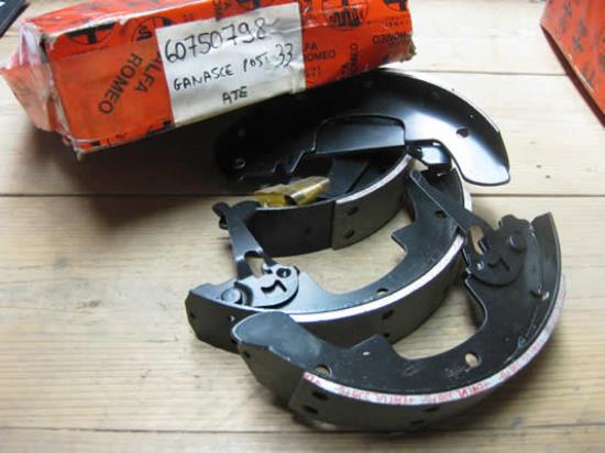 60750798 Remschoen set