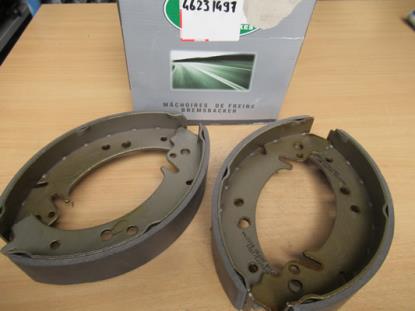 46231497 Remschoenset achteras