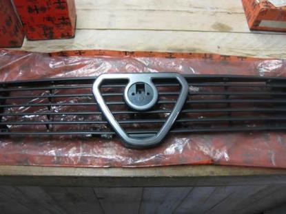 60744031 Grille voorzijde