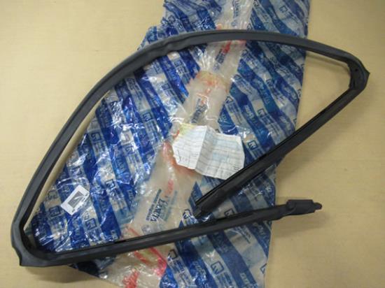 46449607 Beschermrubber cabriodak