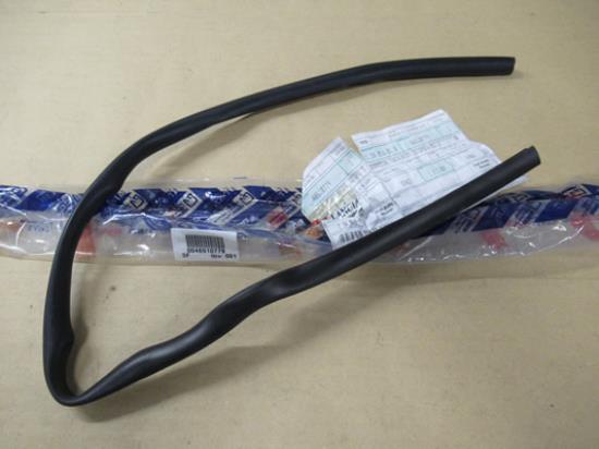 46510779 Deurrubber links achter