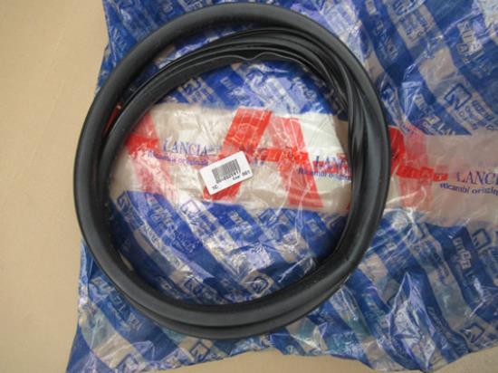 46525917 Raamrubber ruit achterzijde