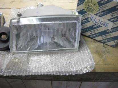 7642686 Koplamp links