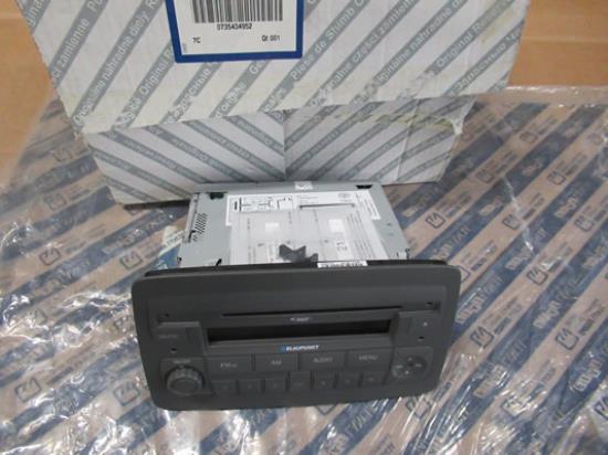 735434952 Autoradio met MP3